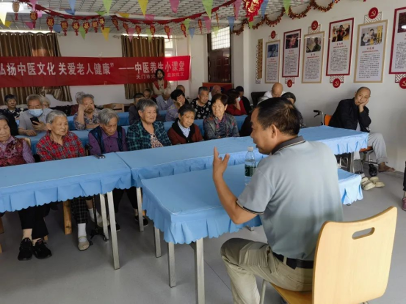 营养咨询:健康生活的灯塔